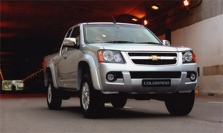 2009 chevy colorado minor change Dubai model