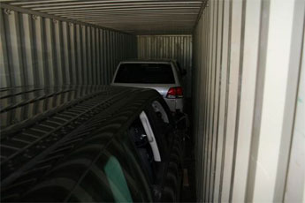 Landcruiser 200 ready to be shipped