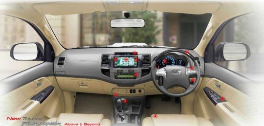2012 2013 Toyota Fortuner dashboard