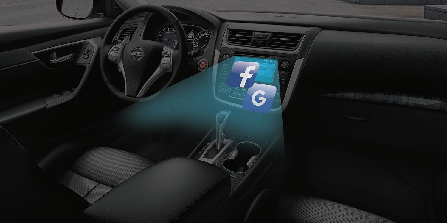 Nissan Altima dash showing app icons coming out of navigation screen 